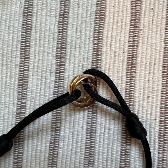 Cartier Trinity Bracelet with silk cords - Picture 11 of 16